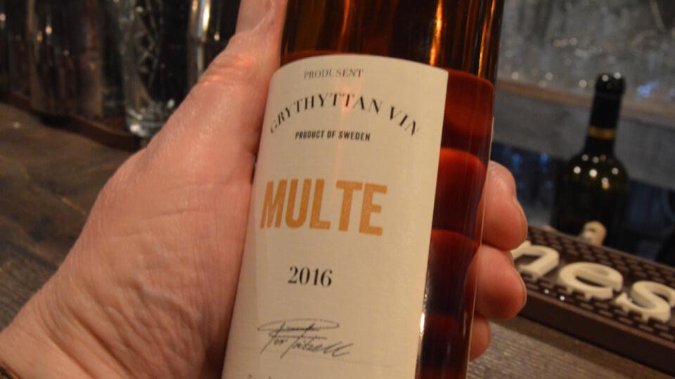 Polosladké švédske dezertné víno Multe