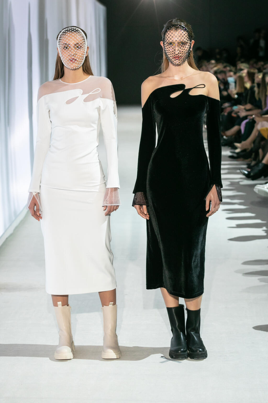 Kolekcia Narcissus dizajnéra Borisa Hanečku na Fashion LIVE! 2021.