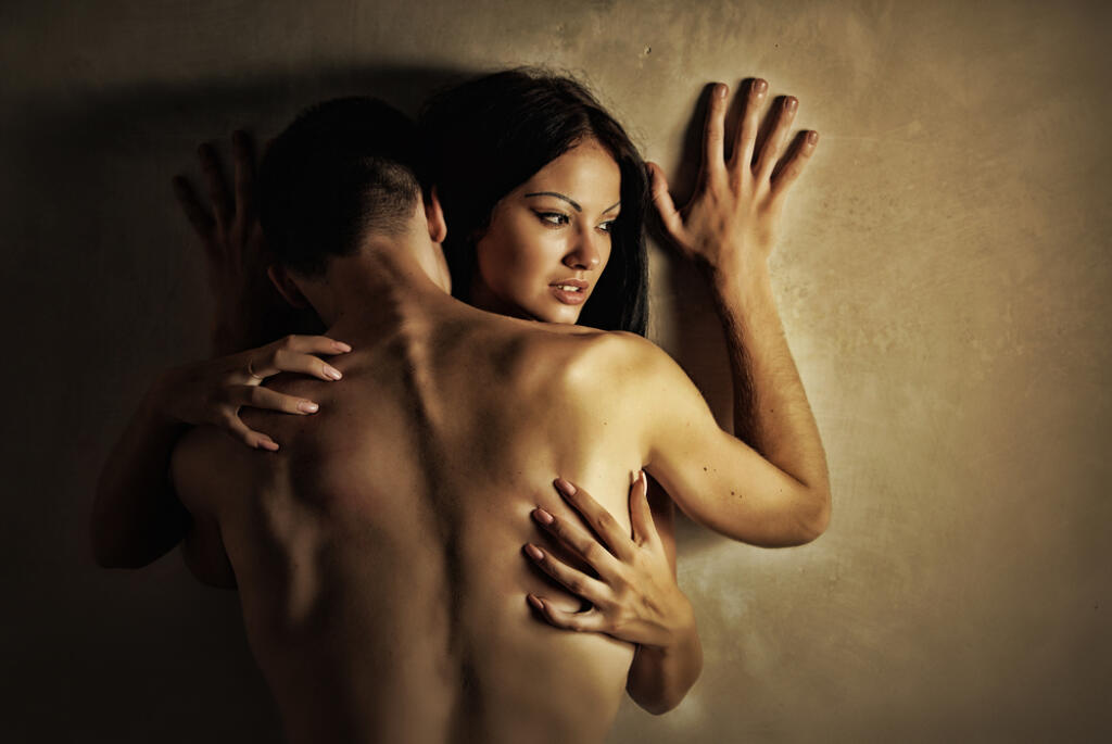 Lovers.,Couple,In,Love,Embracing.,Sexy,Beauty,Couple