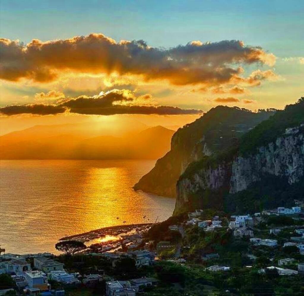 DOVOLENKA MEDZI BOHÁČMI Heringhovú s deťmi zobral Kollár na ostrov Capri.