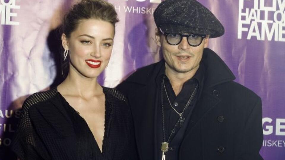 Amber Heard a Johnny Depp