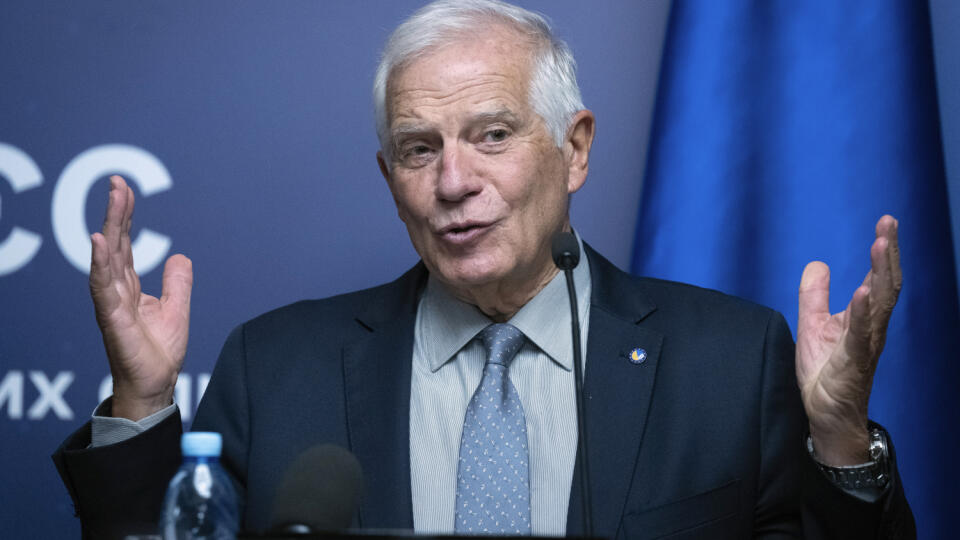 Vysoký predstaviteľ EÚ pre zahraničné veci Josep Borrell sa zúčastňuje na svojej tlačovej konferencii počas neformálneho stretnutia ministrov zahraničných vecí EÚ v Kyjeve na Ukrajine v pondelok 2. októbra 2023. Niektorí z najvyšších európskych diplomatov sa zišli v Kyjeve na prejav podpory boja Ukrajiny proti Rusku. invázia ako známky politického napätia v Európe a Spojených štátoch ohľadom vojny. (AP Photo/Efrem Lukatsky)