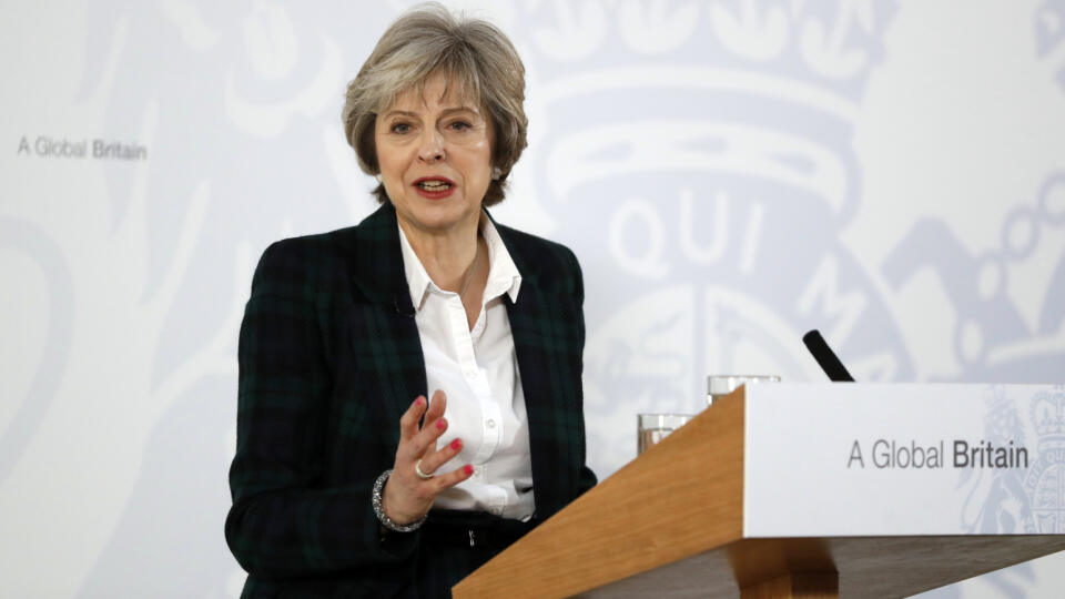 Teresa May počas prejavu o rozhodnutí realizovať tzv. tvrdý brexit.
