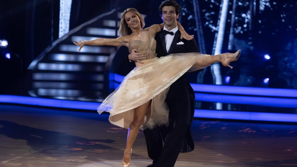 Let’s Dance - záverečné kolo tanečnej šou televízie Markíza, ktorej víťazným párom sa stal herec Kristián Baran s tanečnou partnerkou Dominikou Roškovou. Na snímke je Kristián Baran a Dominika Rošková.