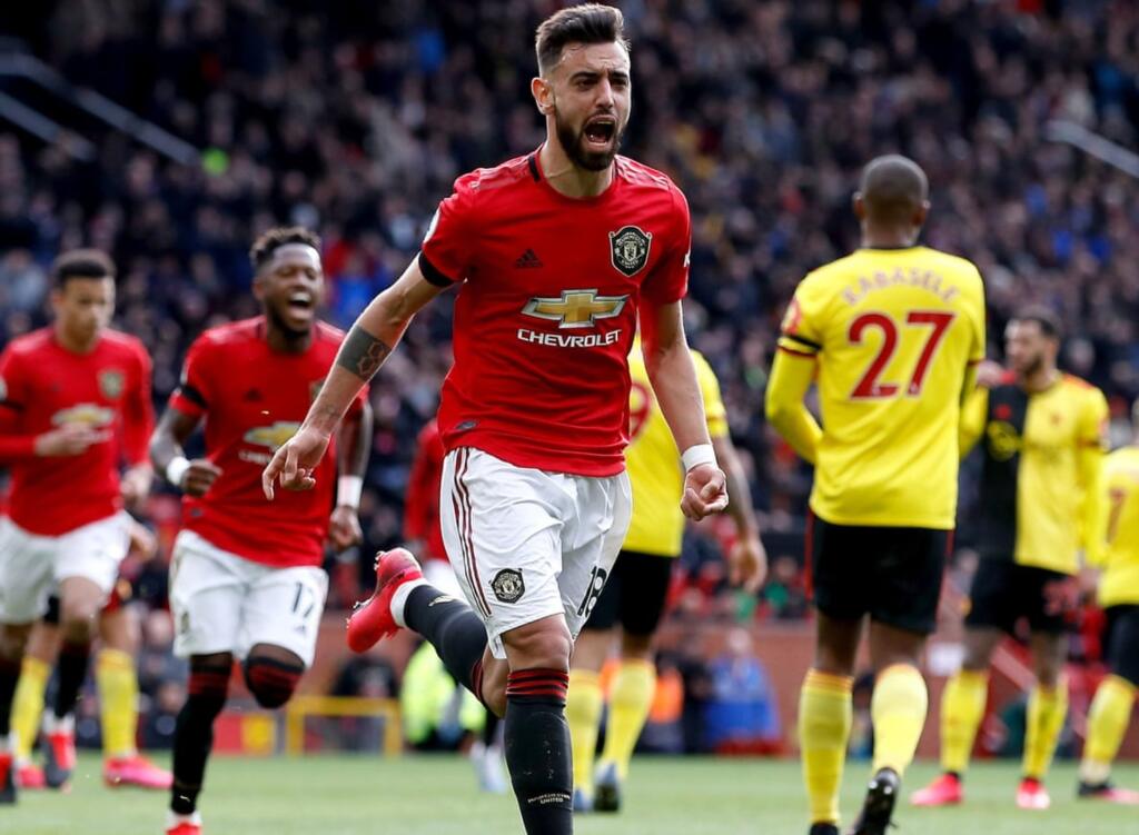 Bruno Fernandes prišiel do Manchestru United v januári 2020 zo Sportingu Lisabon údajne za 80 miliónov eur. V drese červených diablov debutoval 1. februára.