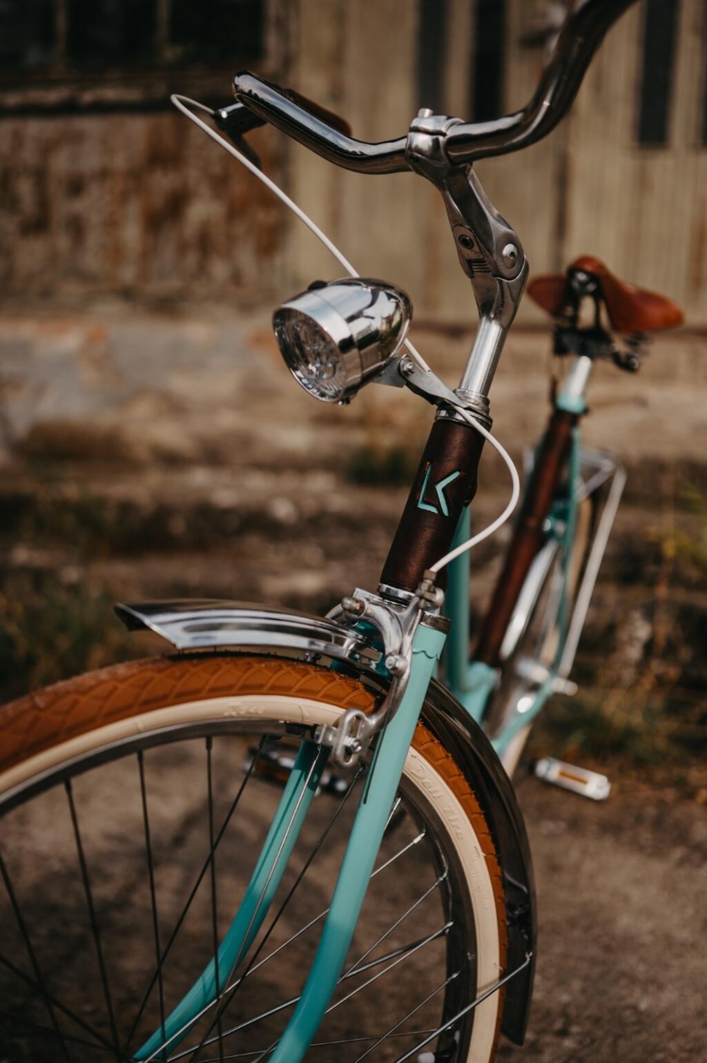 Ewžen vyrába štýlové retro bicykle pod značkou Eg Riders.
