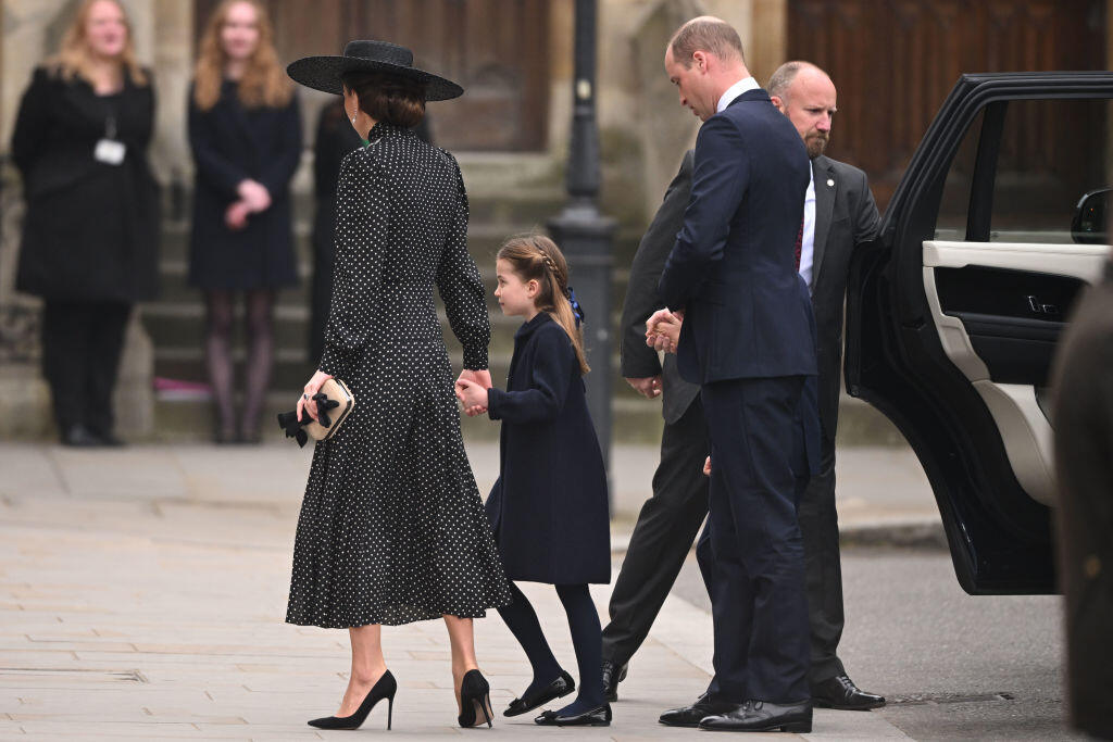Princezná Charlotte vyrástla, je z nej krásna slečna.