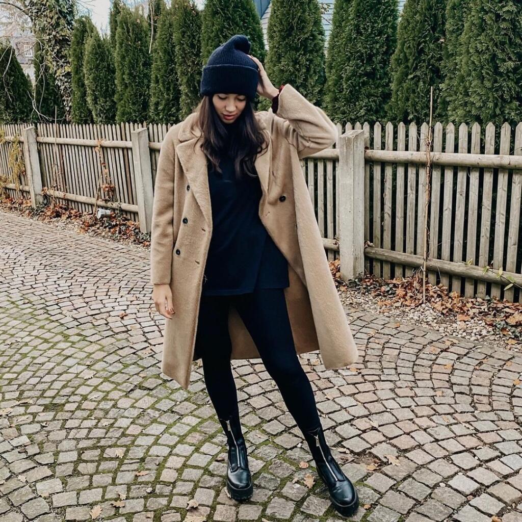 Krásna Alabova priateľka