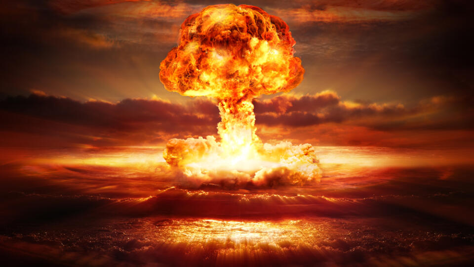 Explosion,Nuclear,Bomb,In,Ocean