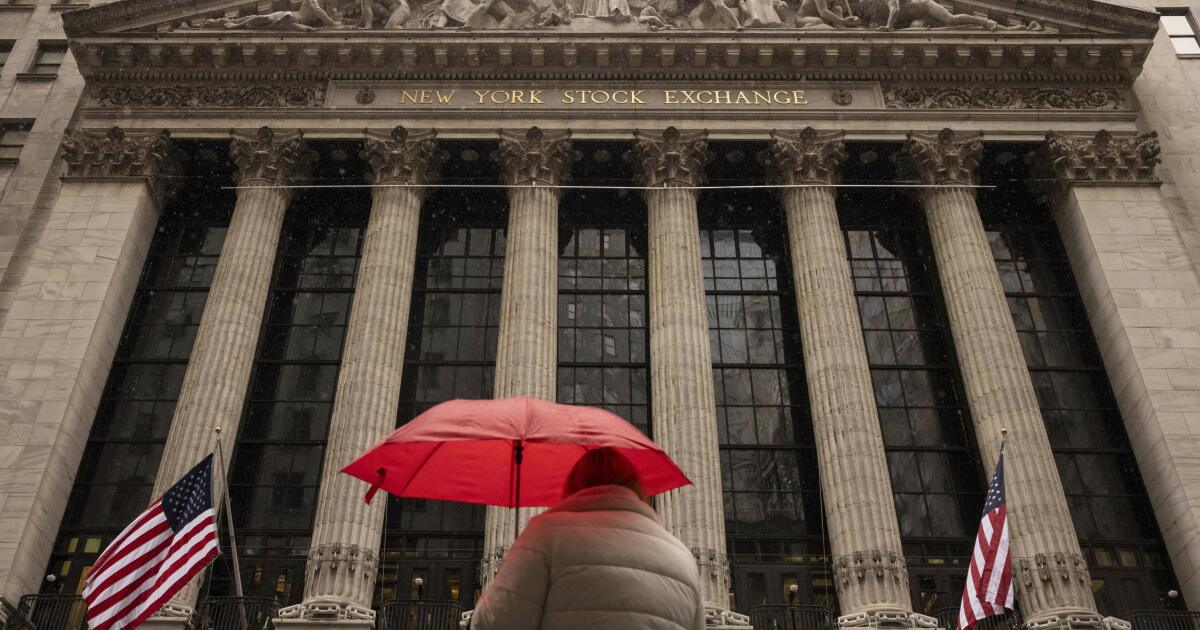 Large companies do not know how much they will earn this year