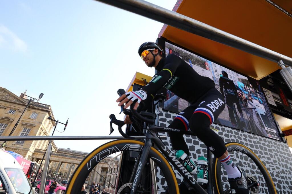 Peter Sagan obhajoval na 117. ročníku Paríž - Roubaix víťazstvo.