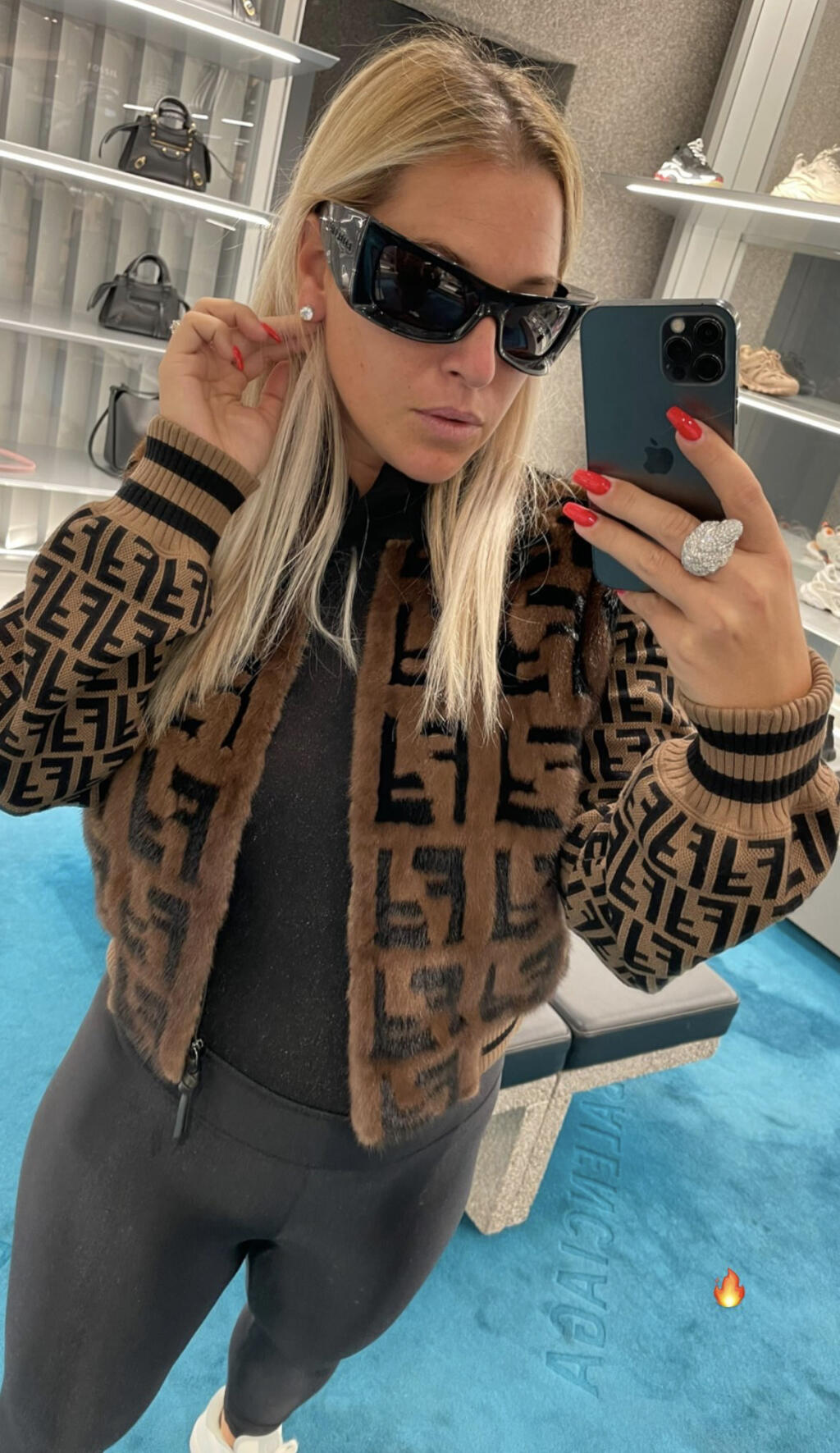 Dominika predviedla takýto parádny outfit.