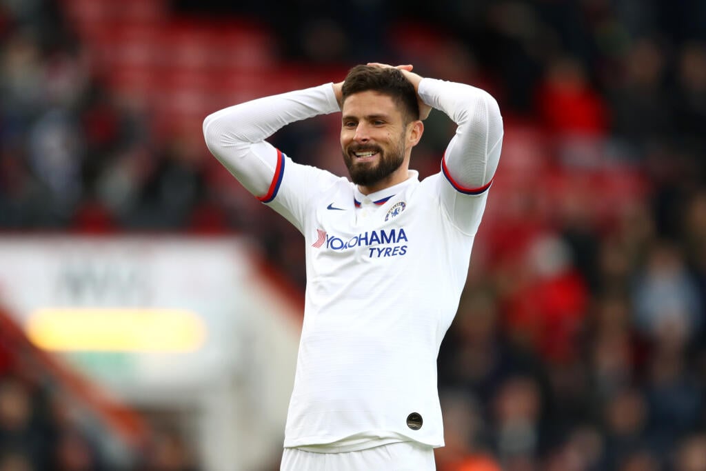 6. Útočník Arsenalu Londýn Olivier Giroud žije s titulom najsexi futbalista všetkých čias. Francúz však v ankete presvedčil len 7,5% žien v ankete.