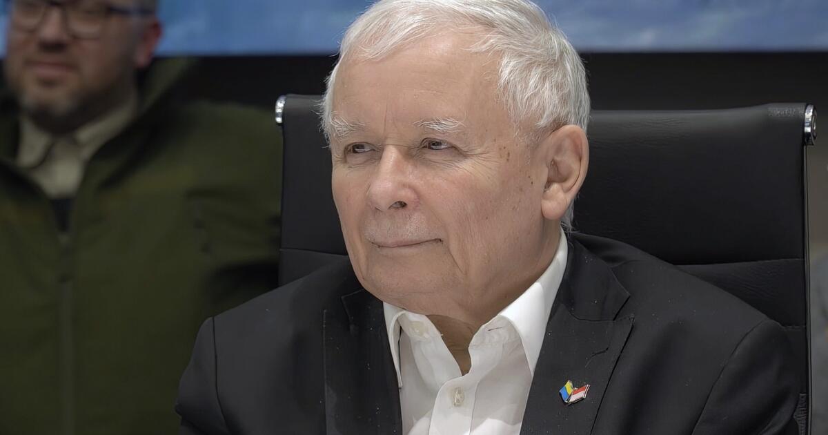 Najbardziej wpływowy polityk Kaczyński bronił premiera