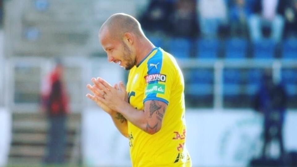 Futbalista vzal svoju dcérku s manželkou na chatu, aby strávili spoločné chvíle v prírode.
