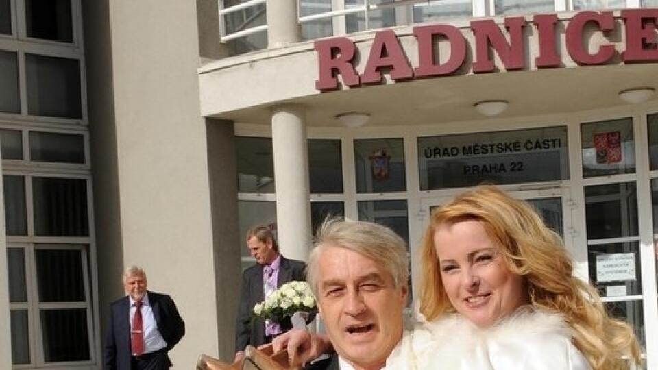 Manželia Iveta Bartošová a Josef Rychtář: Ako dlho im to vydrží?