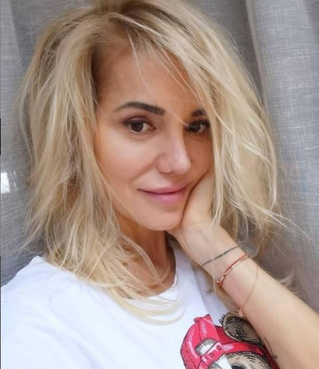 Takto vyzerá Dara po štvrtej úprave nosa. Najnovšie ho ukázala celkom zblízka.