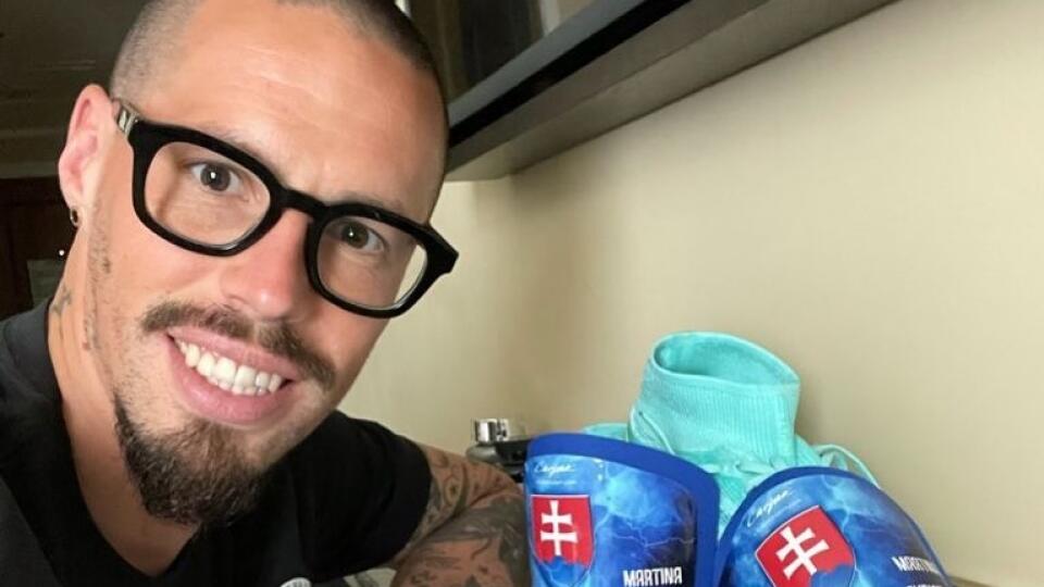 Naše hviezdy majú pod štucňami počas zápasov špeciálne karbónové chrániče vyrobené na mieru.