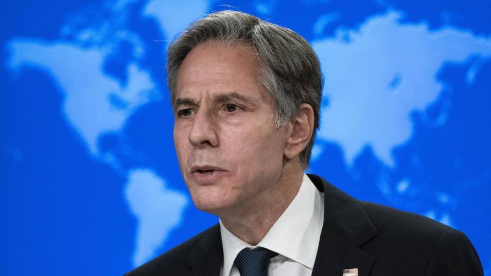 KK45 Washington - Americký minister zahraničných vecí Anthony Blinken hovorí počas tlačovej konferencie o Afganistane 25. augusta 2021 vo Washingtone. Americký minister zahraničných vecí Antony Blinken v stredu na tlačovej konferencii oznámil, že Spojené štáty a ich spojenci za uplynulé dni evakuovali z Afganistanu vyše 82.300 osôb. FOTO TASR/AP
Secretary of State Antony Blinken pauses while speaking about Afghanistan during a media briefing at the State Department, Wednesday, Aug. 25, 2021, in