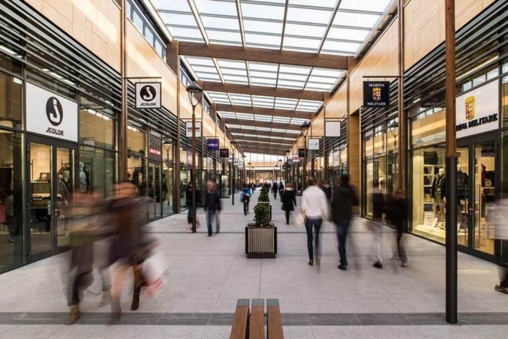 Outlet vo Voderadoch si našiel svojich zákazníkov!
