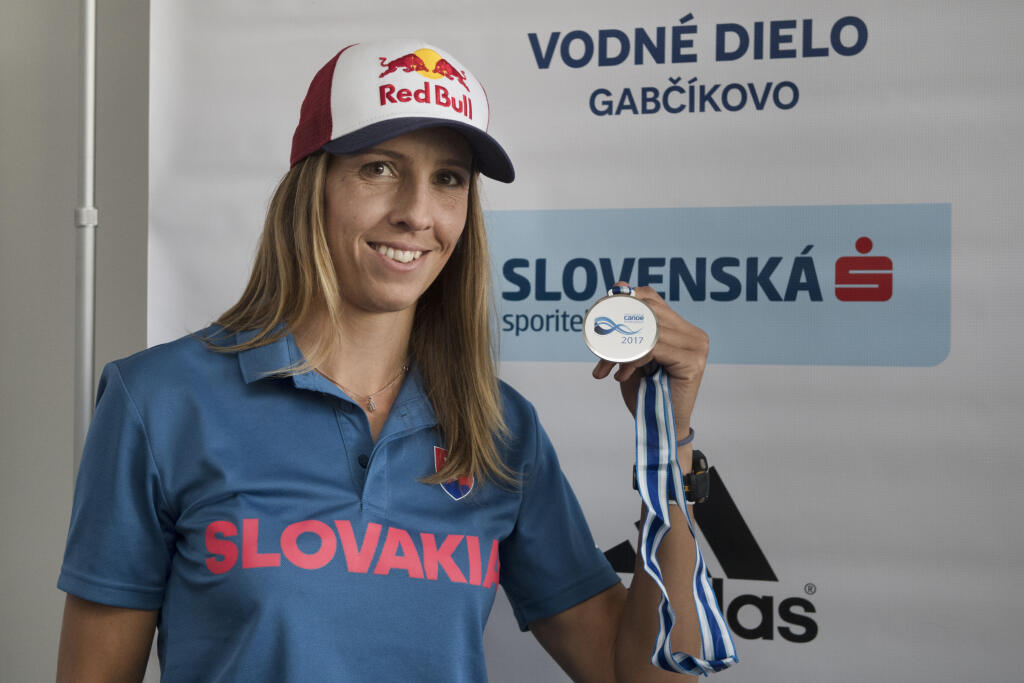 Koronavírus vystrašil aj naša olympioničku Janu Dukátovú, ktorá v strachu pred ochorením na poslednú chvíľu balila v Austrálii kufre a nabrala smer Slovensko.