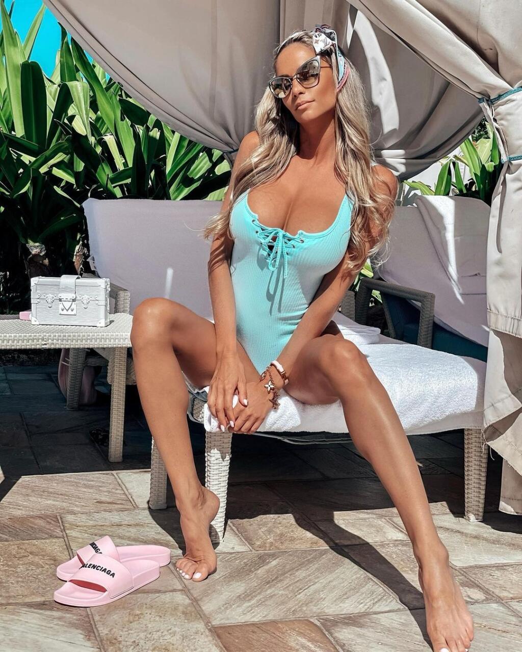 Andrea Járová si dáva záležať na štíhlej postavičke.
