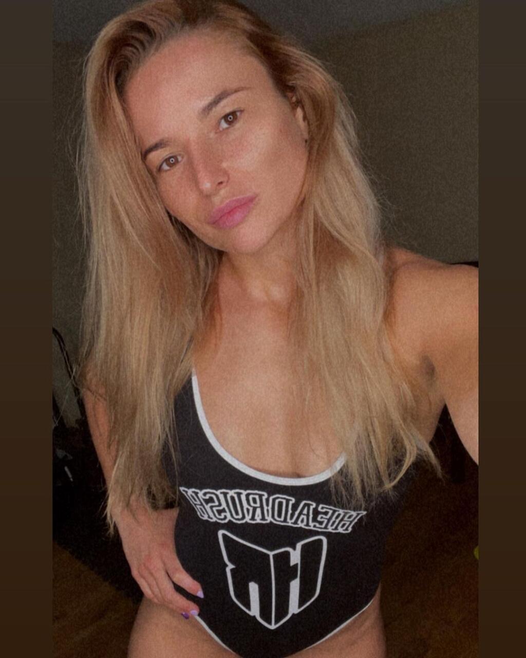 Sexi Ukrajinka Maryna Morozová sa rozhodla živiť aj inak ako päsťami v klietke.