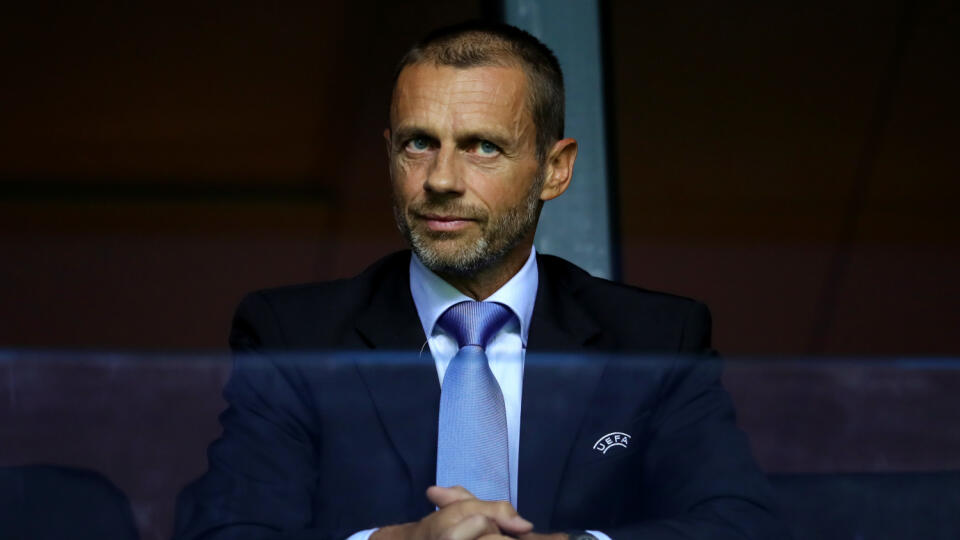 Prezident Európskej futbalovej únie (UEFA) Aleksander Čeferin a viceprezident Medzinárodnej futbalovej federácie (FIFA) Greg Clarke plánujú 25. februára navštíviť Atény.