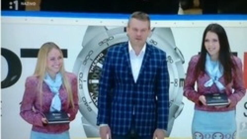 Pellegriniho na hokeji vypískali