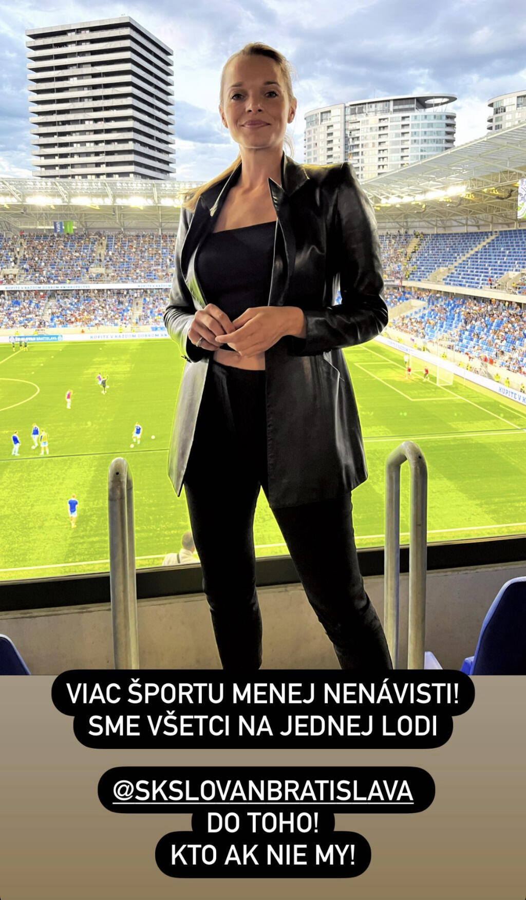 Bývalá tenistka a dnes poslankyňa parlamentu za Sme rodina je veľká futbalová fanúšička a špeciálne fanúšička Slovana Bratislava, čo viackrát potvrdila v zápasoch tohtoročnej Európskej konferenčnej ligy.