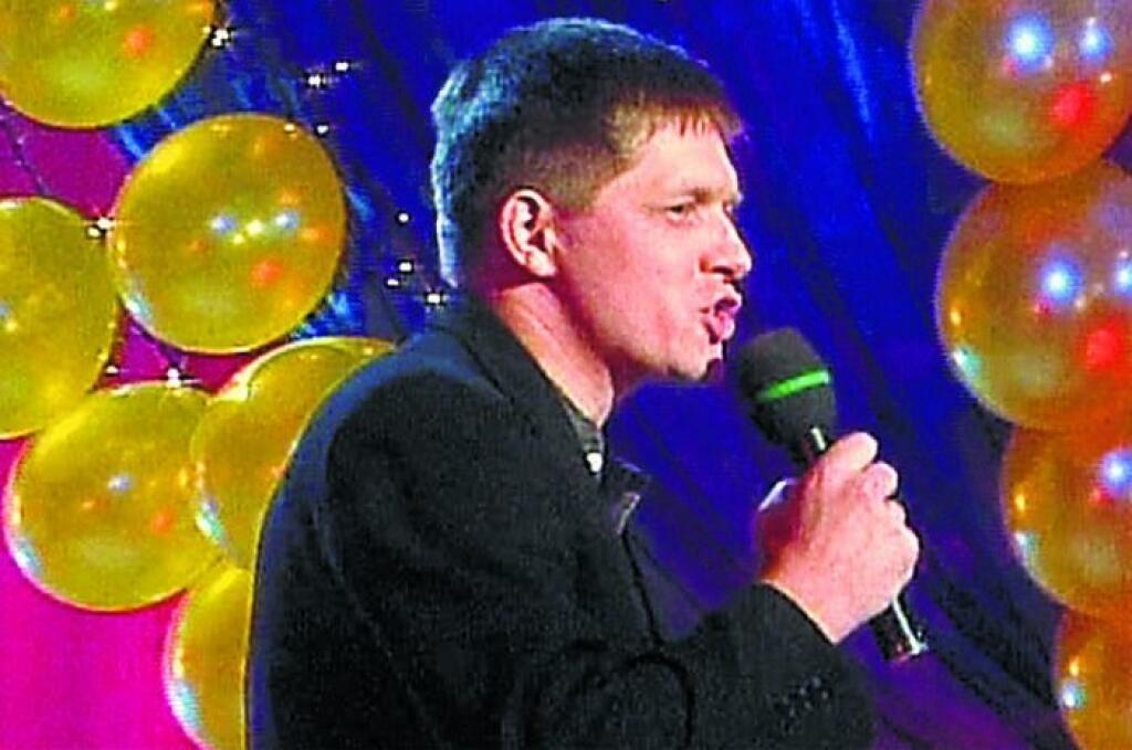 Bývalý premiér a predseda Smeru Robert Fico sa v roku 1998 predstavil v relácii Joža Pročka