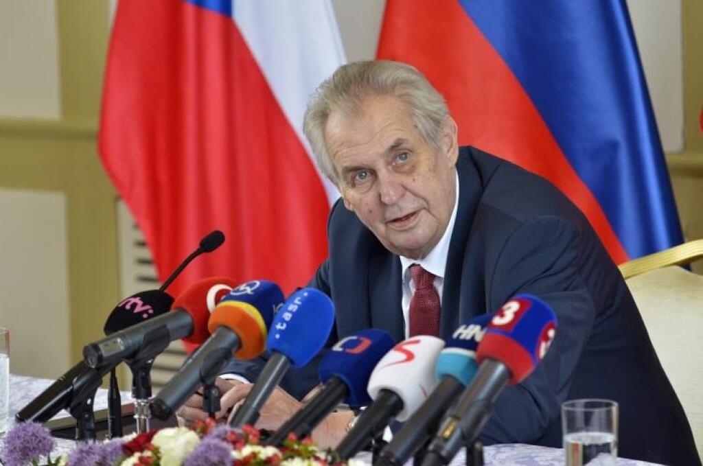 Konflikt medzi J&T a Číňanmi rastie. Tkáč: Tvrdík klame