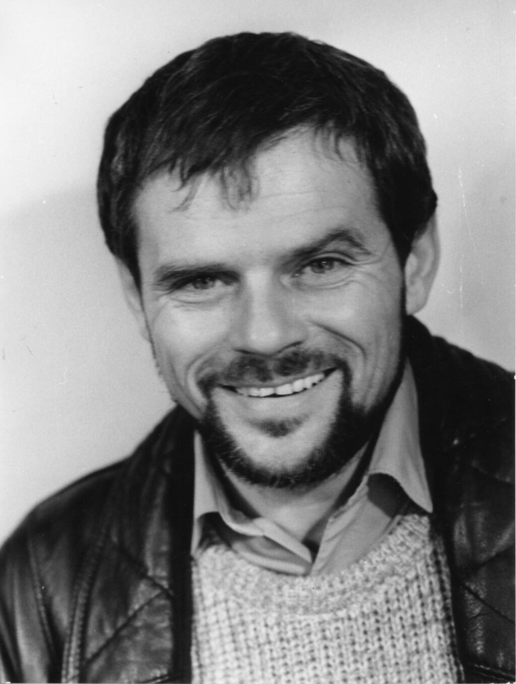 Dôsledky bývalého režimu sa odrazili na jeho súkromnom živote, nie div, že sa stal jednou z hlavných tvárí a hlasom novembra ‘89.