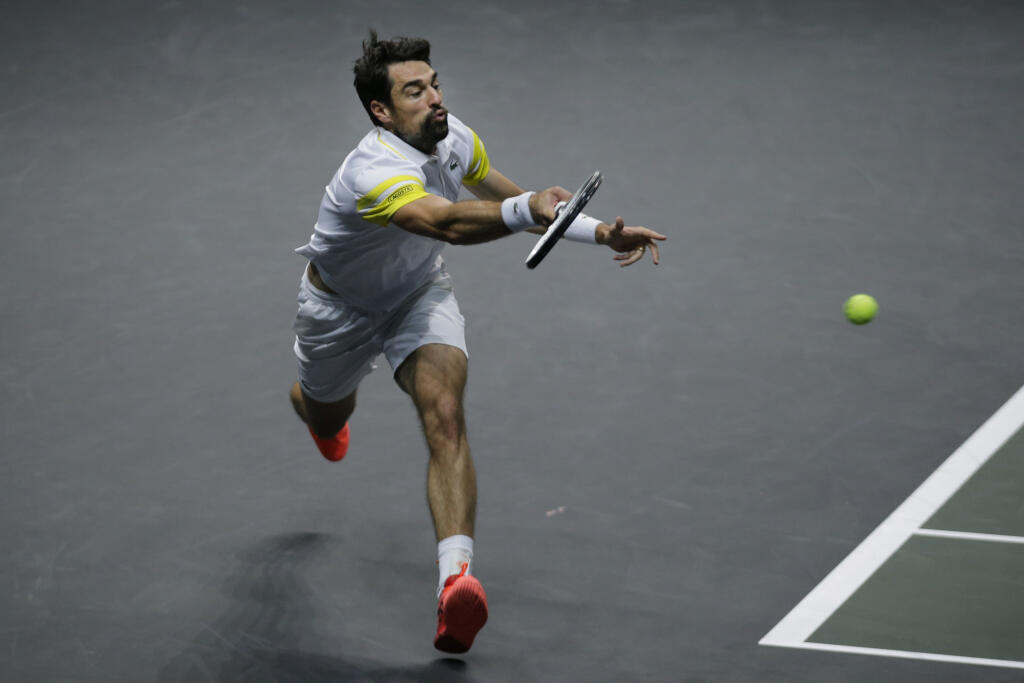 Jeremy Chardy chcel urobiť dobrú vec, no očkovanie na koronavírus teraz oľutoval.