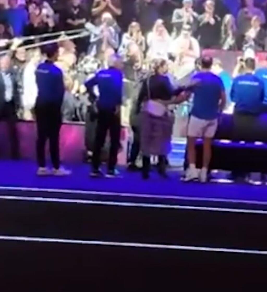 Medzi Nadalom a Federerovou rodinou panujú skvelé vzťahy, čo potvrdzuje aj stretnutie španielskeho tenistu s Rogerovou manželkou Mirkou.