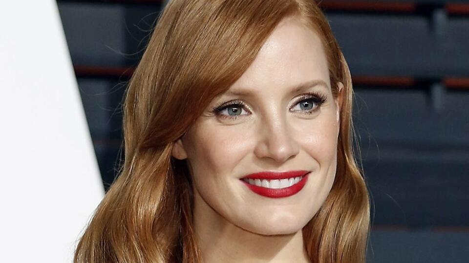 Jessica Chastain (39)