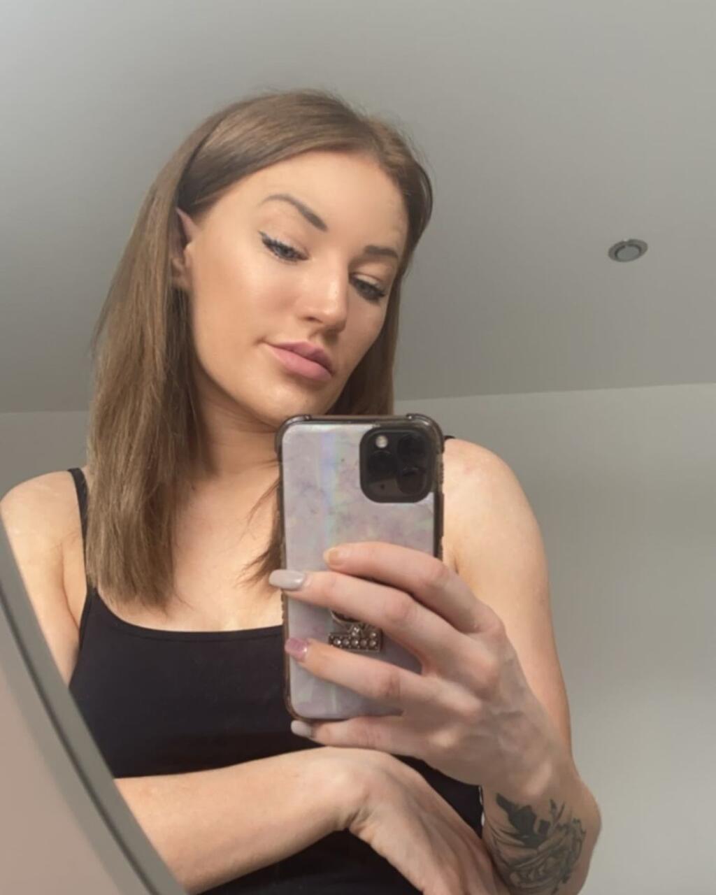 Sexi Elise Christie sa po znásilnení neuzavrela do seba podávala na dráhe veľkolepé výkony.