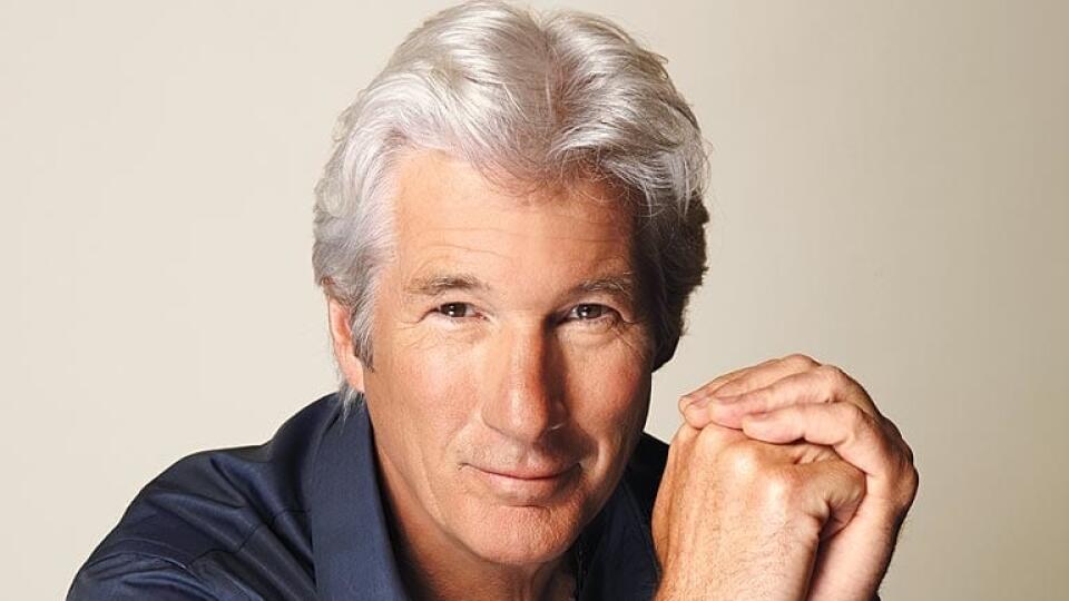 Romantik Richard Gere sa nezaprie. Od roku 2007 vlastní krásne, útulné sídlo neďaleko New Yorku, kde sa v kaviarničke radi stretávajú domáci a cestujú zamilované páry z celého okolia, aby tu vystrojili svoju svadobnú hostinu. 