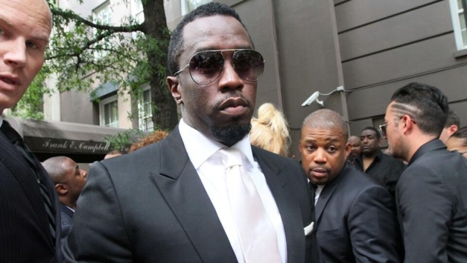 P. Diddy vyplatil odškodné osobám, ktoré boli zranené počas prestrelky ešte v roku 1999.