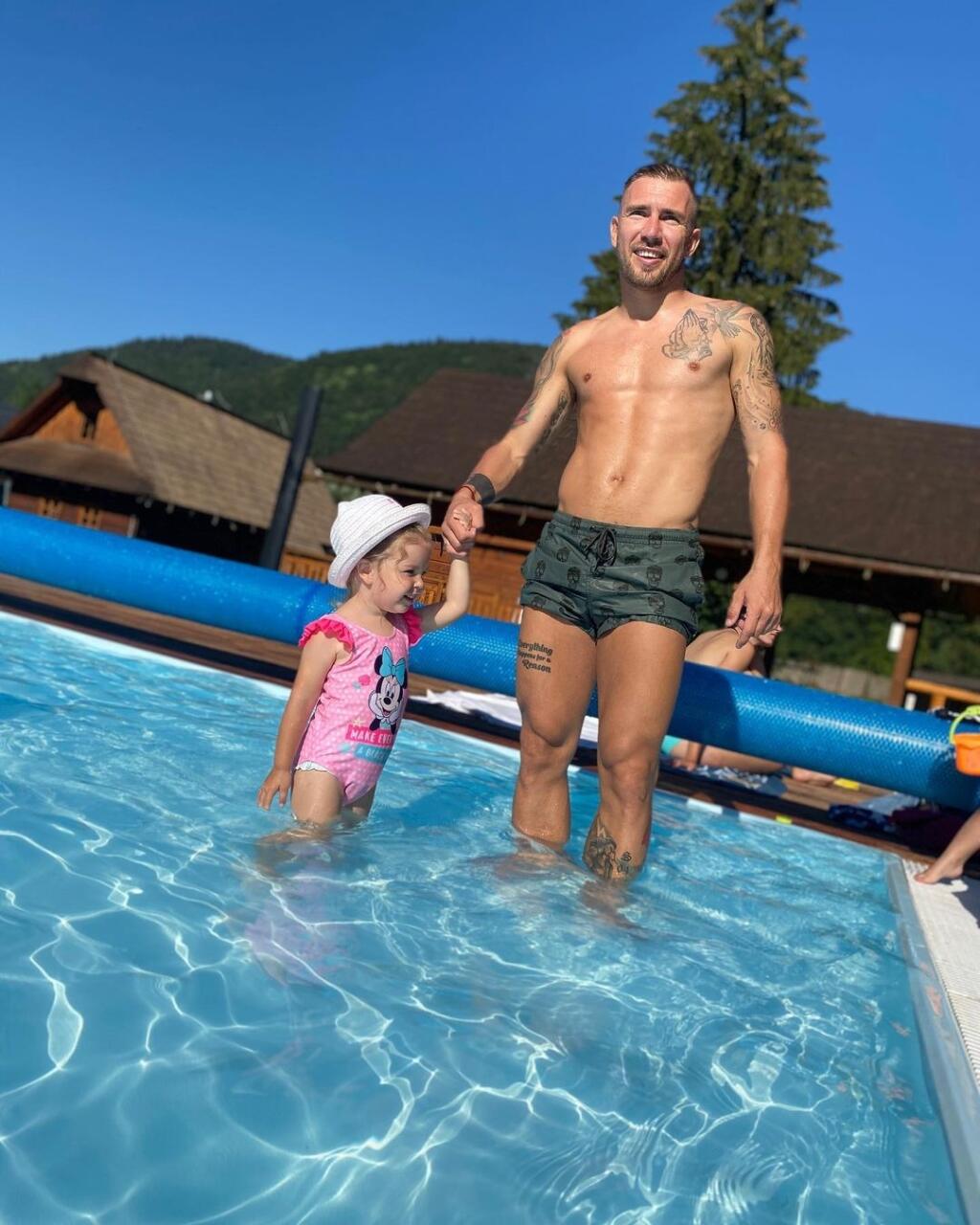 Rodák z Trstenej bol jedným zo siedmich futbalistov, ktorých mená sa uchádzali v ankete o hlasy priaznivcov. Jendrišek ju napokon s prehľadom vyhral.