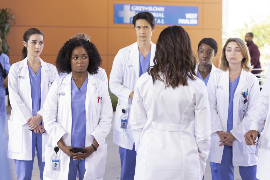 Záber z 19. série seriálu Klinika Grace (Grey’s Anatomy).
