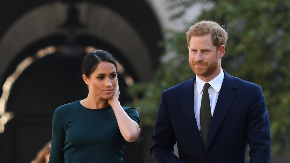 DUBLIN, IRELAND - JULY 10: Meghan, Duchess of Sussex and Prince Harry, Duke of Sussex arrive at the start of a two-day visit on July 10, 2018 in Dublin, Ireland. (Photo by Clodagh Kilcoyne - Pool/Getty Images)