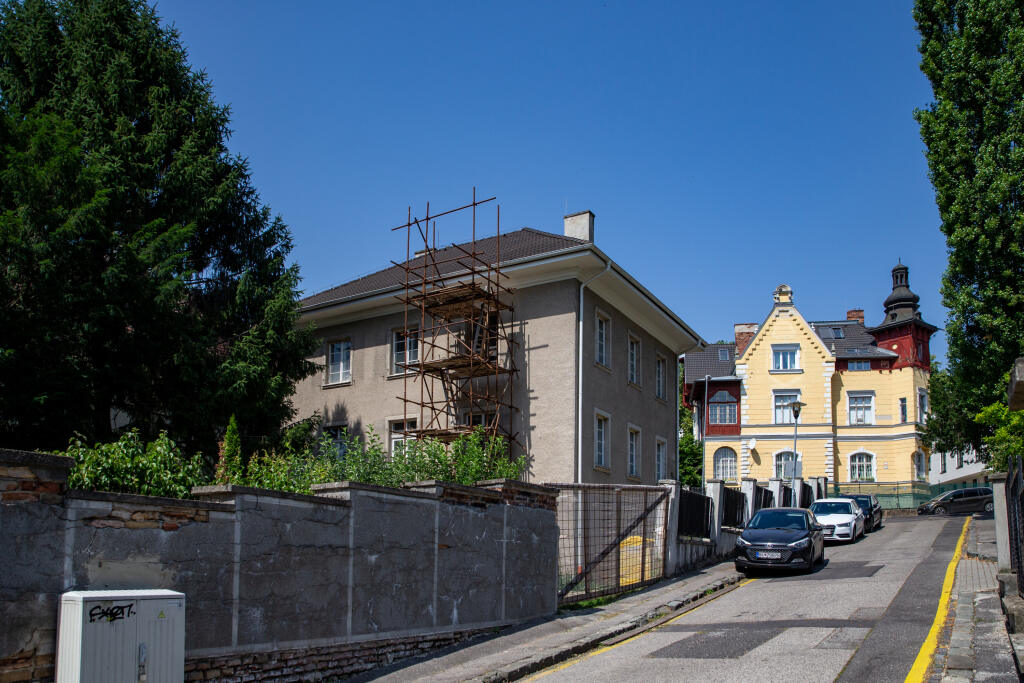Na snímke je nehnuteľnosť ktorú vlastnila zosnulá herečka Eva Krížiková v starom meste Bratislavy.