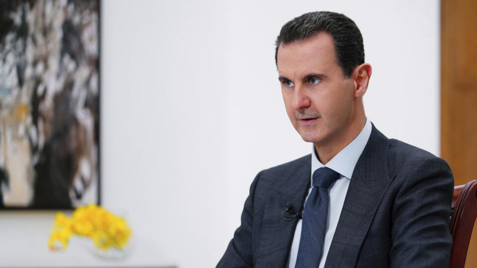 WA 5 archív Damask - Na archívnej snímke z 9. novembra 2019 sýrsky prezident Bašár Asad reční v Damasku. Sýrsky prezident Bašár Asad odvolal vo štvrtok 11. júna 2020 z funkcie premiéra Imáda Chamísa. Informovala o tom agentúra AFP s odvolaním sa na vyhlásenie kancelárie prezidenta. Podľa AFP je dôvodom Chamísovho odvolania hlboká ekonomická kríza, v ktorej sa Sýria nachádza. FOTO TASR/AP
FILE - In this file photo released Monday Nov. 9, 2019 by the Syrian official news agency SANA, Syrian Pres