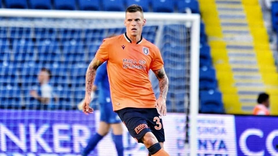 Martin Škrtel v drese Basaksehiru.