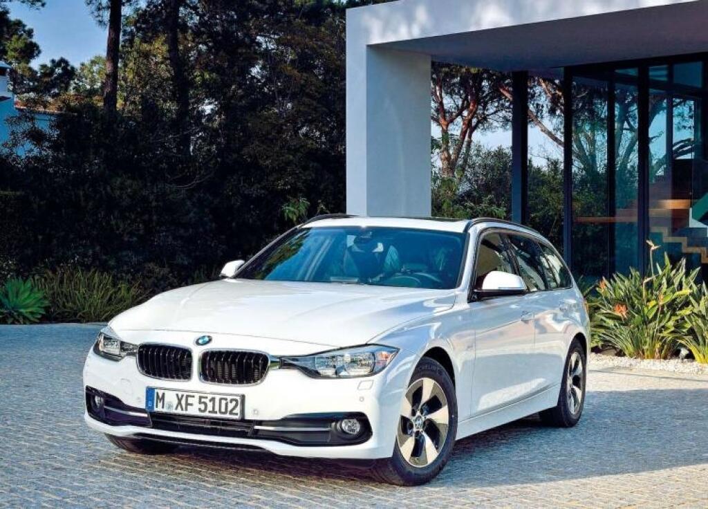 Traja proti Audi A4 Allroad 2,0 TDI Quattro