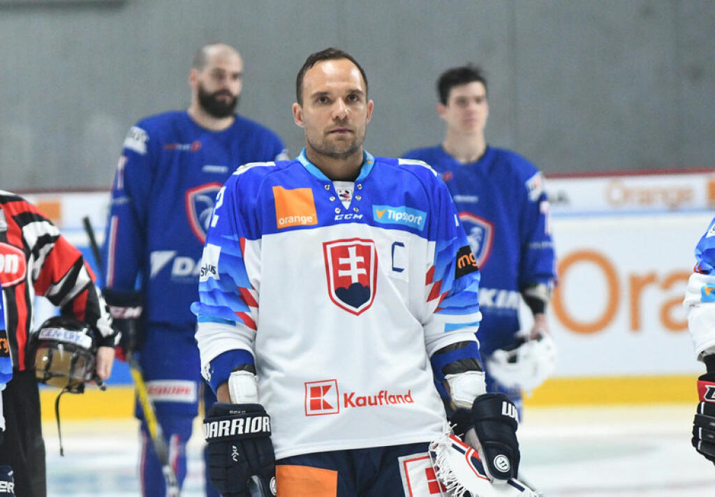 Slovensko nastúpi proti Česku na ďalšie zápasy.