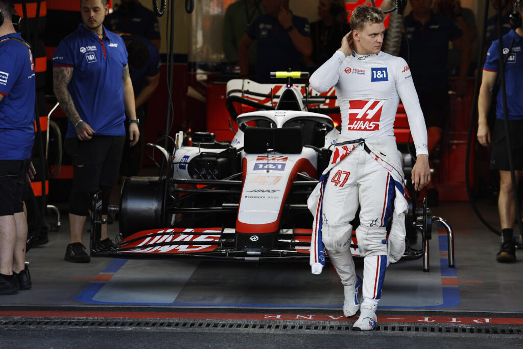 Michael by bol určite hrdý aj na jeho syna Micka, ktorý v F1 momentálne jazdí za tím Haas a má na konte už aj prvé body.