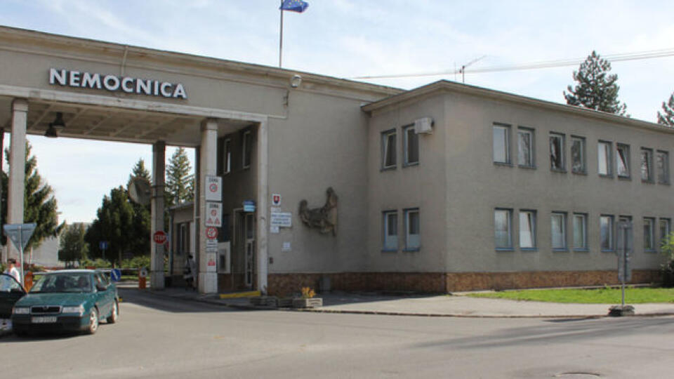 Iniciátori petície proti sprivatizovaniu nemocnice v Bojniciach sa boja zániku oddelení.
