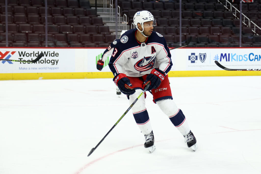 Chicago okrem hviezdneho zadáka dostalo od Blue Jackets aj 32. výber v tohtoročnom drafte (Nolan Allan) a výber v 6. kole draftu 2022 výmenou za obrancu Adama Boqvista, 12. (Cole Sillinger) a 44. výber v tohtoročnom drafte a prvé kolo budúcoročného draftu.